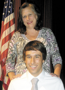 alex lazo and mom